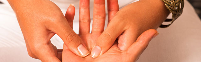 hand receiving therapy